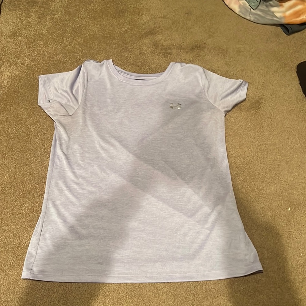 Under armor shirt